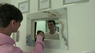 Raw Cocks In The Bathhouse - Austin Ponce, Jamie Kelvin & Roy West