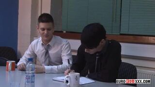 Bareback Business Twink Threeway Fuck - Aaron Aurora, Shaun Mann and Skye Romeo