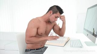 Nerdy cutie pays her friend a visit but runs into her brother