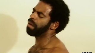 Model Gets A Flip Flop Fuck - Dereck Bbishop & Andre Bolla