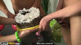Hot college blowjob and birthday cake