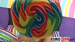 Aaron, Alex & Deacon Lick Candy & Fuck - Aaron Aurora, Alex Silver & Deacon Hunter