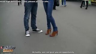 Amateur girl in public hardcore