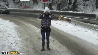 GF strip tease in a public place