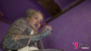 Anuskatzz Wants Extreme Anal Insertion To Squirt