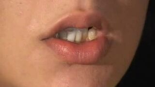 Stud Sucking off a Pretty Shemale