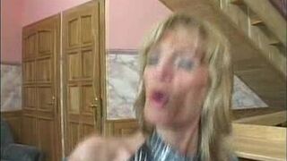 MILF Jennifer Slurping a Cock