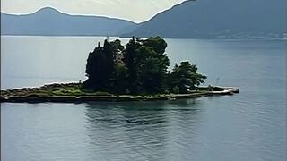 Passionate hunks banging and dick sucking