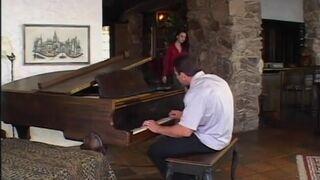 Cute and adorable brunette comes for her pussy licking and anal